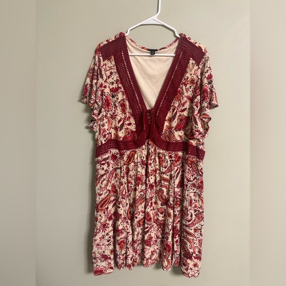 Torrid Size 4 Mini Gauze Lace-Up Skater Dress Red Paisley Print 4X Plus - Picture 1 of 7